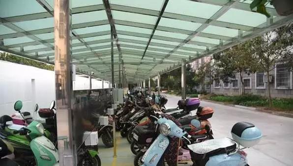 听取民意，该社区真正做到规范化管理电动车